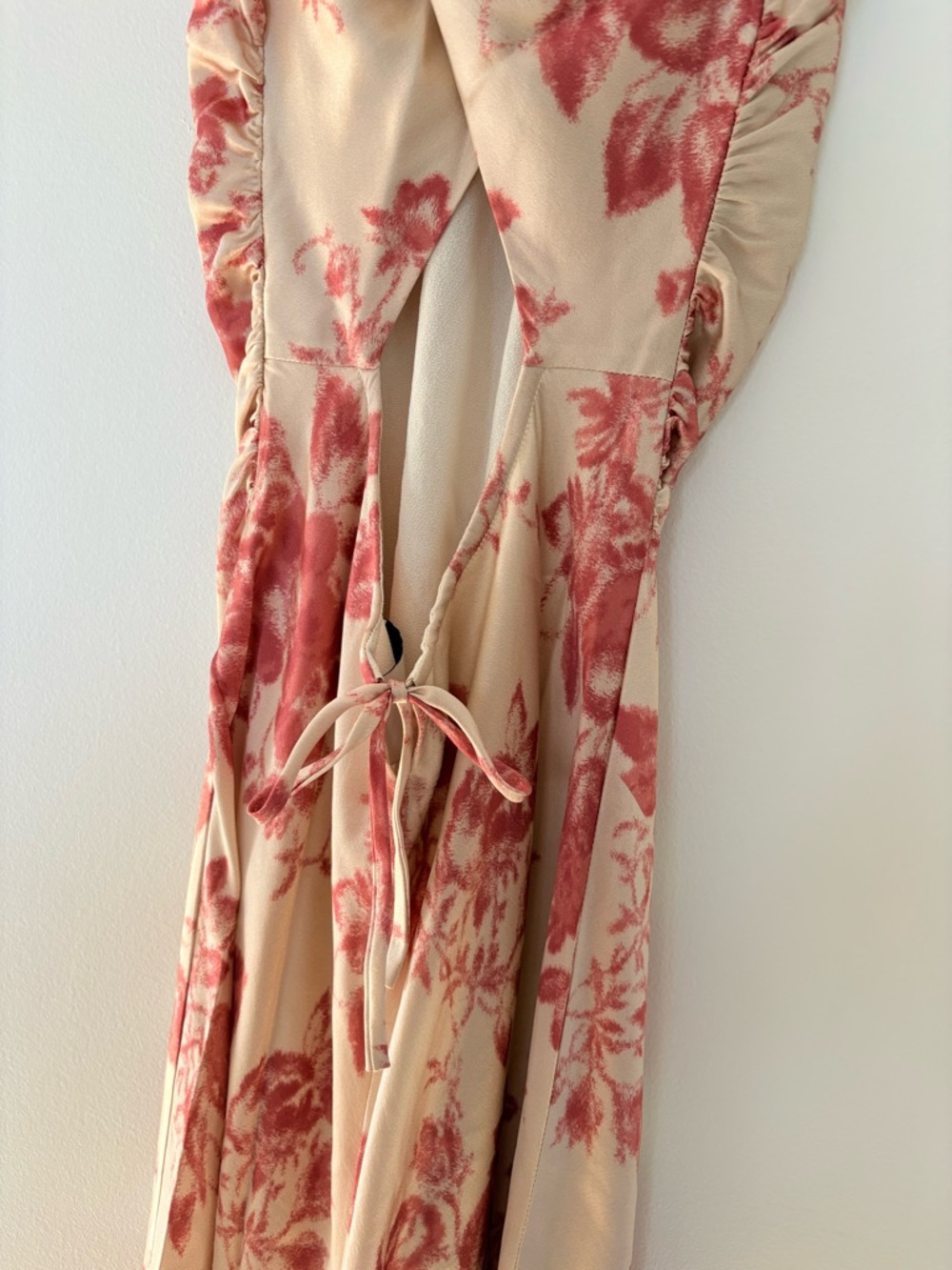 Reformation Anaiis Long Silk Dress Cameo Rose Pink Cream Floral | US 0 UK 4 - Picture 12 of 14